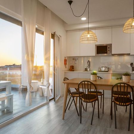 Sunny Penthouse Apartment Ferrel  Luaran gambar